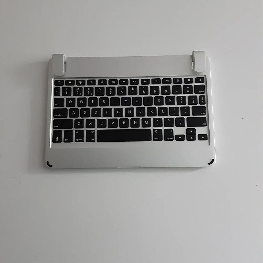 Brydge Wireless Keyboard